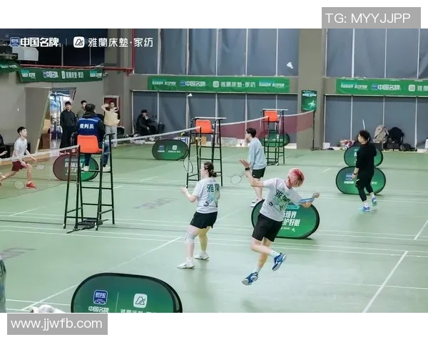 羽毛球盛宴：深入了解杭州羽毛球队的默契与协作精神